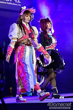 ꡼ No.007 | TGS 2018ϡCosplay Collection NightץեȥݡȡफȴФƤΤ褦ʥץ쥤䡼αѤå