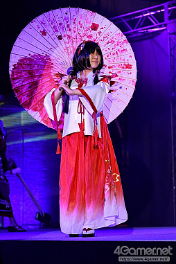 ꡼ No.011 | TGS 2018ϡCosplay Collection NightץեȥݡȡफȴФƤΤ褦ʥץ쥤䡼αѤå