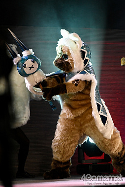 ꡼ No.022 | TGS 2018ϡCosplay Collection NightץեȥݡȡफȴФƤΤ褦ʥץ쥤䡼αѤå