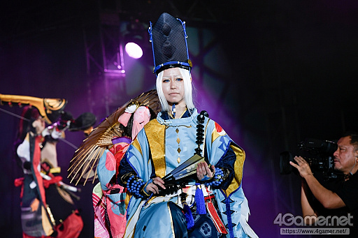 ꡼ No.040 | TGS 2018ϡCosplay Collection NightץեȥݡȡफȴФƤΤ褦ʥץ쥤䡼αѤå