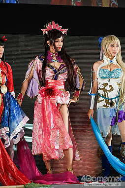 ꡼ No.124 | TGS 2018ϡCosplay Collection NightץեȥݡȡफȴФƤΤ褦ʥץ쥤䡼αѤå