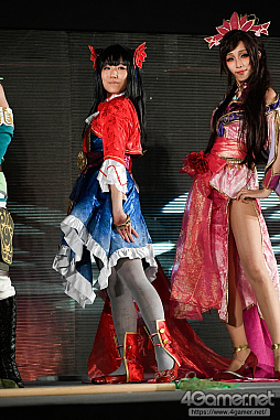 ꡼ No.126 | TGS 2018ϡCosplay Collection NightץեȥݡȡफȴФƤΤ褦ʥץ쥤䡼αѤå