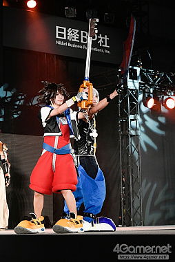 ꡼ No.137 | TGS 2018ϡCosplay Collection NightץեȥݡȡफȴФƤΤ褦ʥץ쥤䡼αѤå