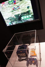 ���������꡼ No.040�Υ���ͥ������ / 1990ǯ��Υ������ե������㡼�����֤����֡�������Ÿ ���ơ���3���ǥ����륲���� �ߥ�˥���פ������档�����Υ�����Ծ�Ϥ������ۤ��줿