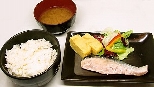 画像ギャラリー No.004のサムネイル画像 / アニメ「ロード オブ ヴァーミリオン 紅蓮の王」のコラボカフェが10月19日から開催