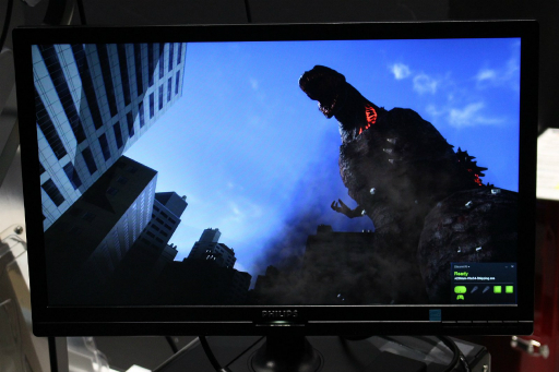 画像ギャラリー No.006のサムネイル画像 / 「ゴジラ(2016)」と戦うVRアクティビティ「ゴジラVR」が11月3日,全国のVR ZONEで稼働開始。体験会で「血液凝固弾」を撃ち込んできた