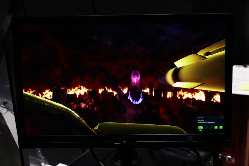 画像ギャラリー No.008のサムネイル画像 / 「ゴジラ(2016)」と戦うVRアクティビティ「ゴジラVR」が11月3日,全国のVR ZONEで稼働開始。体験会で「血液凝固弾」を撃ち込んできた