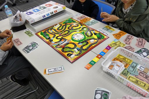 画像ギャラリー No.029のサムネイル画像 / タカラトミーのお膝元・青戸がまるごと「人生ゲーム」に! 「第1回まちあそび人生ゲームIN葛飾」レポート