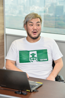 ꡼ No.022Υͥ / PR˿ǥ꤬ǥХå̳ĩŬƥȤη̤Ϥˡ ǥϡĤΡȥѡȥǥХåɤͷ