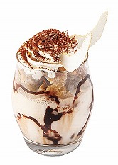 画像ギャラリー No.006のサムネイル画像 / 「モンハン酒場」に年末年始を祝う限定メニューが登場。期間限定のノベルティも