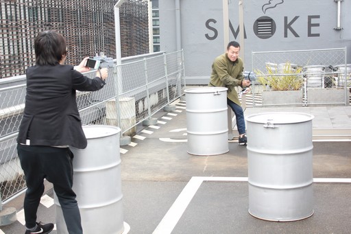 画像ギャラリー No.008のサムネイル画像 / デジタルガジェット「X-TAG」のメディア先行体験会レポート。光線銃とスマホのタッグで次世代サバイバルゲームが誕生する?