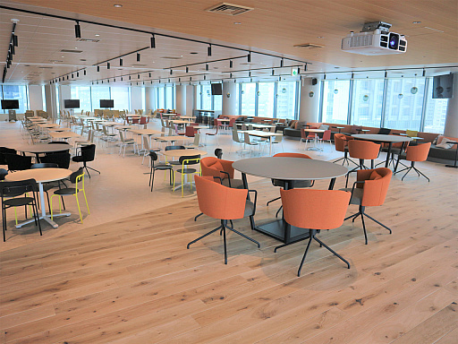 画像ギャラリー No.005のサムネイル画像 / バンダイナムコアミューズメントが新本社に一般利用も可能なVRコーナー「VR ZONE Portal」を開設