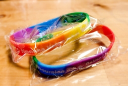 画像ギャラリー No.002のサムネイル画像 / ツインボーカルユニット「コテアニ」のインストアライブが4月30日から順次開催