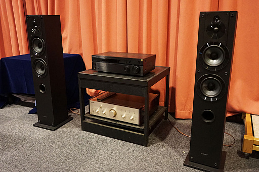 画像ギャラリー No.012のサムネイル画像 / アナログレコードのゲームサントラが流行中! その魅力や,最新の再生環境をソニーシティ大崎で聞いて&聴いてみた