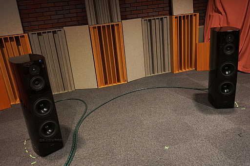 画像ギャラリー No.013のサムネイル画像 / アナログレコードのゲームサントラが流行中! その魅力や,最新の再生環境をソニーシティ大崎で聞いて&聴いてみた