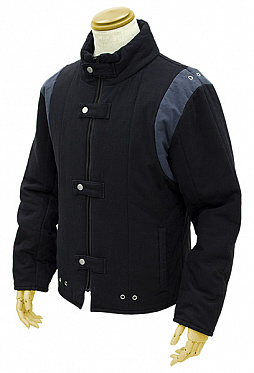 画像ギャラリー No.002のサムネイル画像 / 急な異世界もこれで安心。アイテムヤに「アーマーM51ジャケット」と「アーマーウエストポーチ」が新登場