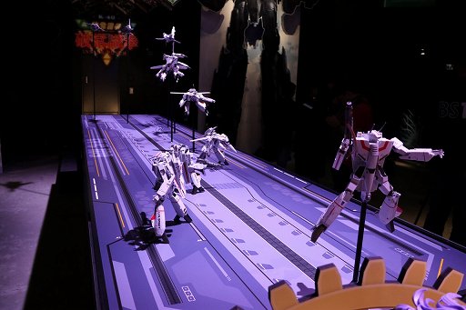 ꡼ No.007 | 䥢˥ΥᥫǥʡϿ᤬κŸ⤷ֲϿ EXPOפΥǥݡ