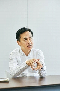 画像ギャラリー No.006のサムネイル画像 / 黒川文雄氏による「eスポーツのすべてがわかる本」が6月20日に発売。業界のしくみからみんなが気になるお金の話まで