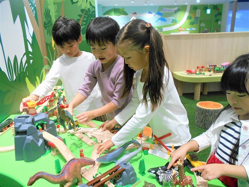 画像ギャラリー No.009のサムネイル画像 / 「namco サンエー浦添西海岸パルコシティ店」が6月27日にオープン。沖縄県初登場のキッズプレイグラウンド施設とVR体験ゾーンを併設