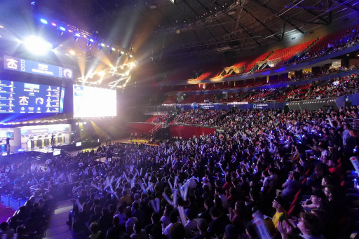 ꡼ No.002 | eݡĻԾ쵬Ϥ8000ߤǡܤeݡĻȤ˰ִԤƤϥ֥饸ġġ