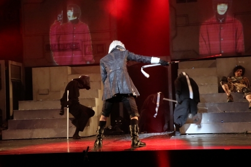 画像ギャラリー No.009のサムネイル画像 / 「NieR:Automata」の前日譚を描く「舞台 ヨルハ Ver1.3a」のゲネプロをレポート。キャストを男性陣で固めた大胆なアレンジに