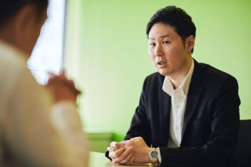 画像ギャラリー No.007のサムネイル画像 / 書評・黒川文雄著「eスポーツのすべてがわかる本」。eスポーツシーンを横断的・網羅的に概説する一冊