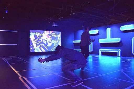 画像ギャラリー No.004のサムネイル画像 / 7月12日オープンのVR施設「MAZARIA」を新作中心に体験レポート。これまでのVR施設とは一線を画した“アニメとゲームに入る場所”が登場