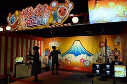 画像ギャラリー No.015のサムネイル画像 / 7月12日オープンのVR施設「MAZARIA」を新作中心に体験レポート。これまでのVR施設とは一線を画した“アニメとゲームに入る場所”が登場