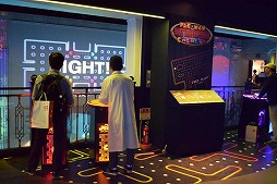 画像ギャラリー No.045のサムネイル画像 / 7月12日オープンのVR施設「MAZARIA」を新作中心に体験レポート。これまでのVR施設とは一線を画した“アニメとゲームに入る場所”が登場