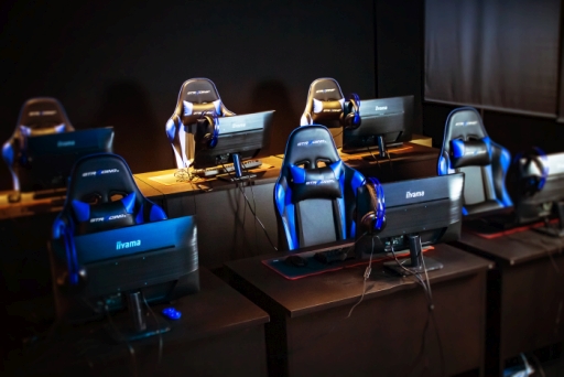 画像ギャラリー No.001のサムネイル画像 / ゲームプロダクションがeスポーツ大会の企画や運営,選手のマネージメントを行う施設「esports Japan」をオープン