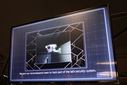 ���������꡼ No.008�Υ���ͥ������ / �֥Х����ϥ����ɡפζ��ݤ�VR���θ������ߥ塼�����ȸ���VR����ƥ�ġ�BIOHAZARD VALIANT RAID�פΤ���Ϫ�ܲ����ͷ����ݡ���