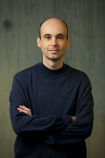 ꡼ No.002Υͥ / Guild WarsפΤArenaNet߼ԡMike O'Brien᤬ƱҤ࿦