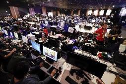 画像ギャラリー No.008のサムネイル画像 / 持ち込み型LANゲームパーティー「C4 LAN 2019 WINTER」12月6〜8日まで開催中