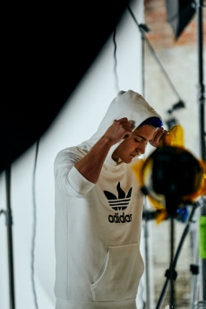 ���������꡼ No.002�Υ���ͥ������ / �����ॹ�ȥ꡼�ޡ��Υ˥󥸥��ȥ��ǥ������Υ���ܥ��塼�����о졣��NINJA ��TIME IN�� NITE JOGGER�פ�12��31����ȯ��