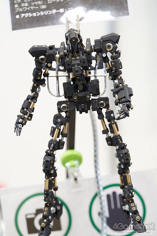 ���������꡼ No.009�Υ���ͥ������ / �̿��ǳڤ���������ե����ƥ��Х�2020[Winter]���������������ץ쥤�䡼�⻣�äƤ���