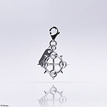 画像ギャラリー No.030のサムネイル画像 / 「キングダム ハーツ」グッズの新商品として,シルバーのブレスレット2種とネックレス,チャームセット3種が9月発売へ