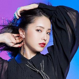 画像ギャラリー No.002のサムネイル画像 / きれいな花には“棘”がある。まるで人狼ゲームのような「月とオオカミちゃんには騙されない」の魅力を8話までの放送回で振り返る