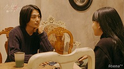 画像ギャラリー No.041のサムネイル画像 / きれいな花には“棘”がある。まるで人狼ゲームのような「月とオオカミちゃんには騙されない」の魅力を8話までの放送回で振り返る