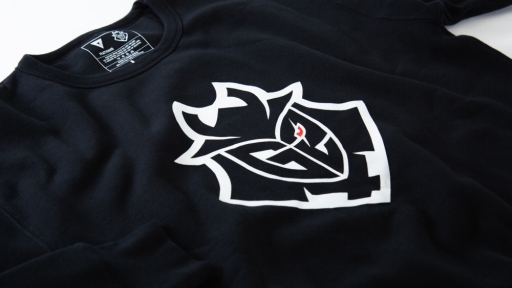 ���������꡼ No.005�Υ���ͥ������ / e���ݡ��ĥ������G2 Esports�פΥ��ѥ�륰�å�������饤�󥹥ȥ���FUTAROKU�פ�3��25����ȯ��