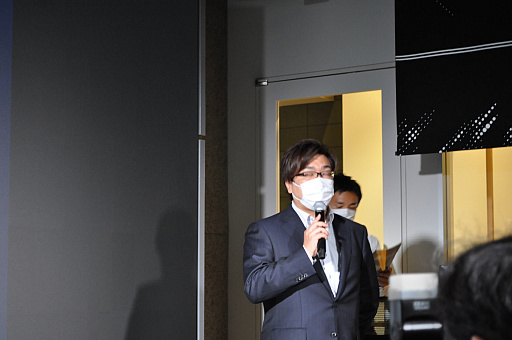 画像ギャラリー No.001のサムネイル画像 / 最先端のeスポーツ交流施設「eXeField Akiba」内覧会レポート。NTTe-Sportsが目指す,新しい文化・社会の創造を発信する