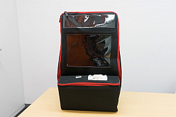 画像集#002のサムネイル/アーケード筐体風バッグ「Arcade Cabinet Backpack」をレビュー。コンパネが付いた異様なバッグ，その実力やいかに