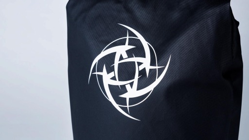 ���������꡼ No.009�Υ���ͥ������ / e���ݡ��ĥ������Ninjas in Pyjamas�פθ������ѥ��ȥХå��ѥå���FUTAROKU�����䳫��