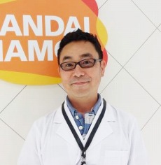 ���������꡼ No.001�Υ���ͥ������ / ��80��ֹ���Ρפ�11��5���˳��š�����Υơ��ޤϡ�VR ZONE�ο����֤�ȡ��ͤ��VR��̤���