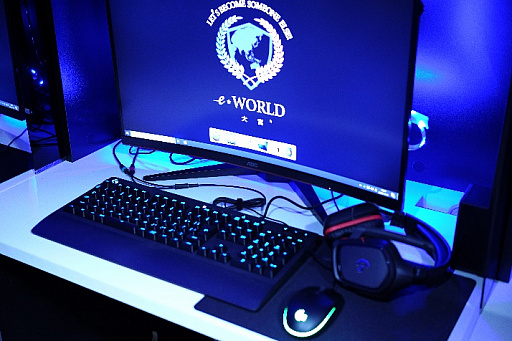 画像ギャラリー No.004のサムネイル画像 / 埼玉県の大宮にeスポーツ施設「e-WORLD 大宮」がオープン。30分ぶんのポイントがもらえるキャンペーンを実施中