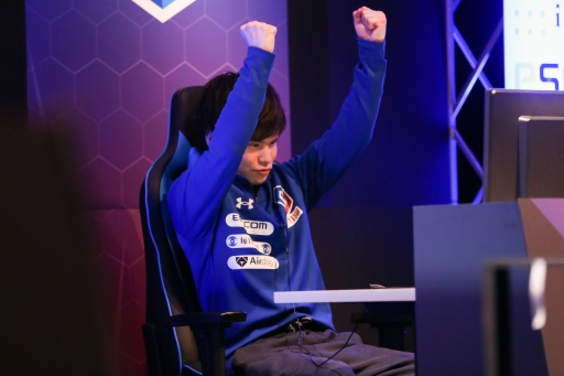 ���������꡼ No.002�Υ���ͥ������ / ����3��BS11CUP������e���ݡ��ĳ������긢���ץ���������ѥ�ץ�����η��ȯɽ