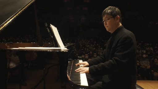 画像ギャラリー No.002のサムネイル画像 / 「サガ THE ドキュメンタリ一 30周年記念プレゼンツ 〜 伊藤賢治 ワールド 〜」がAmazon Prime Videoにてレンタル・販売開始