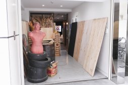 画像ギャラリー No.002のサムネイル画像 / 投擲武器,リアルで投げてみたくない? 斧やナイフ,チャクラムを投げられるお店で戦闘スキルを上げてきた