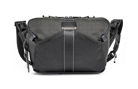 画像ギャラリー No.004のサムネイル画像 / トゥミ,eスポーツに特化したプロ仕様のバッグとアクセサリーのコレクションを発売