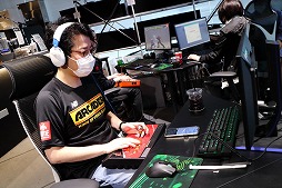 画像ギャラリー No.003のサムネイル画像 / タイトーがeスポーツチーム“ARCADER”を発足。今後の出場予定大会を発表