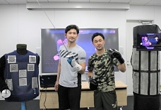 ���������꡼ No.001�Υ���ͥ������ / �����ܰ�����������ȶ������ݡ��Ĥ�ͻ�礵�����֥��ޡ���e���ݡ��ġפ�ȯ�����ݡ��������ط��Ԥ��ƽ�